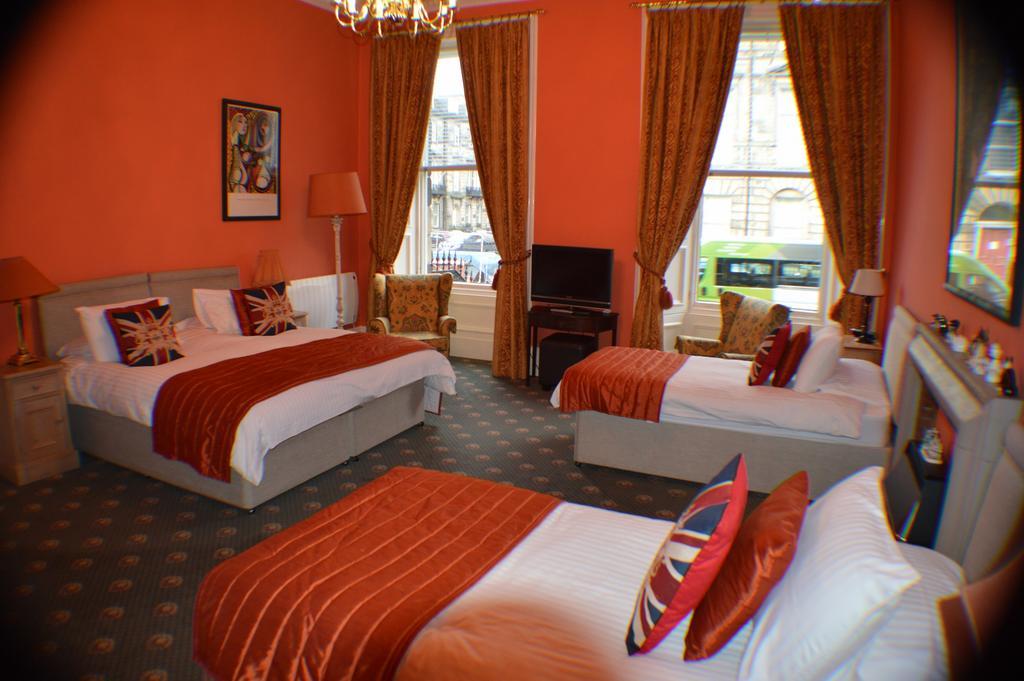 22 Chester Street 3*